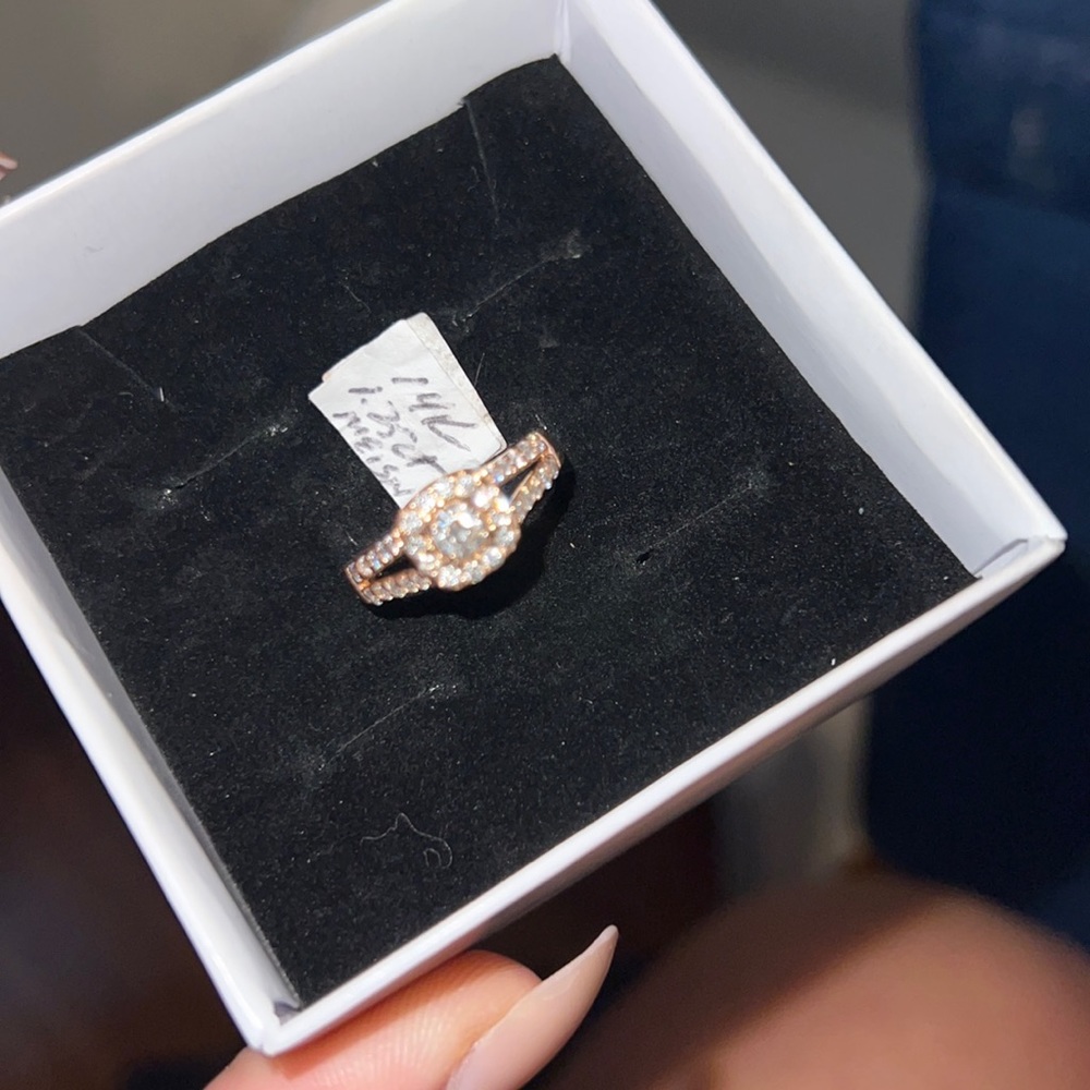 1CT Rose Gold diamond engagement ring